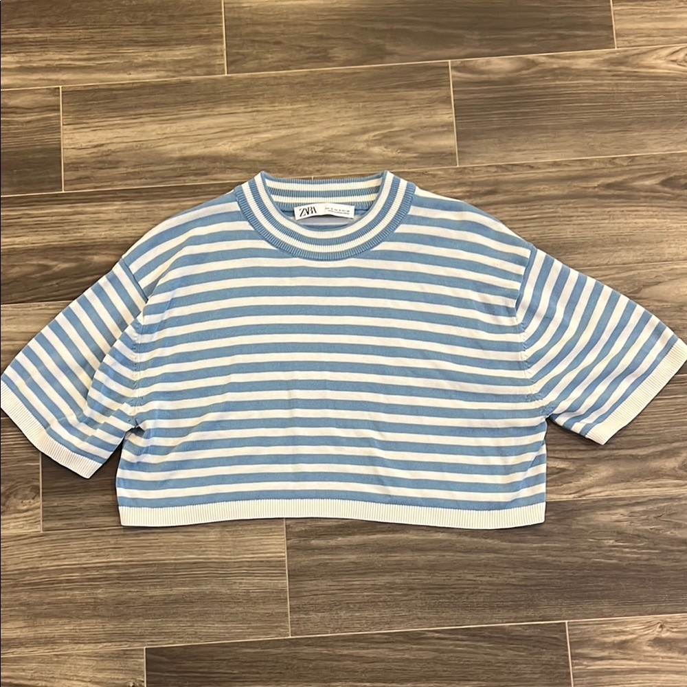 Zara Blue and White Striped Crop Top size S